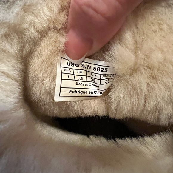 uggs - Picture 5 of 6